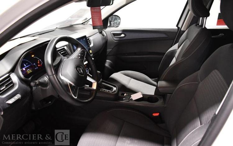 RENAULT ARKANA EQUILIBRE E-TECH HYBRIDE 145 BLANC GP-748-AF