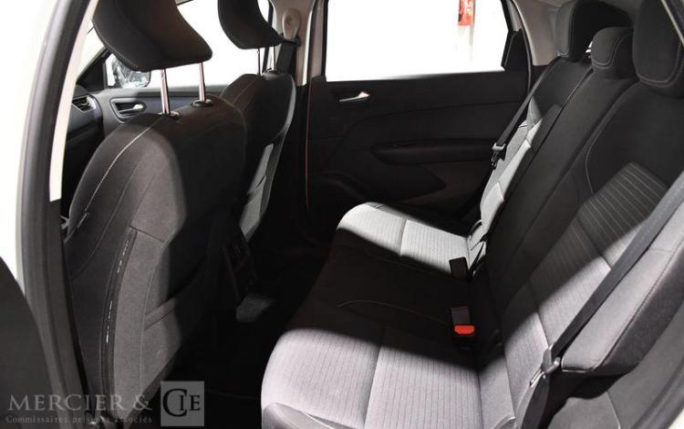 RENAULT ARKANA EQUILIBRE E-TECH HYBRIDE 145 BLANC GP-748-AF