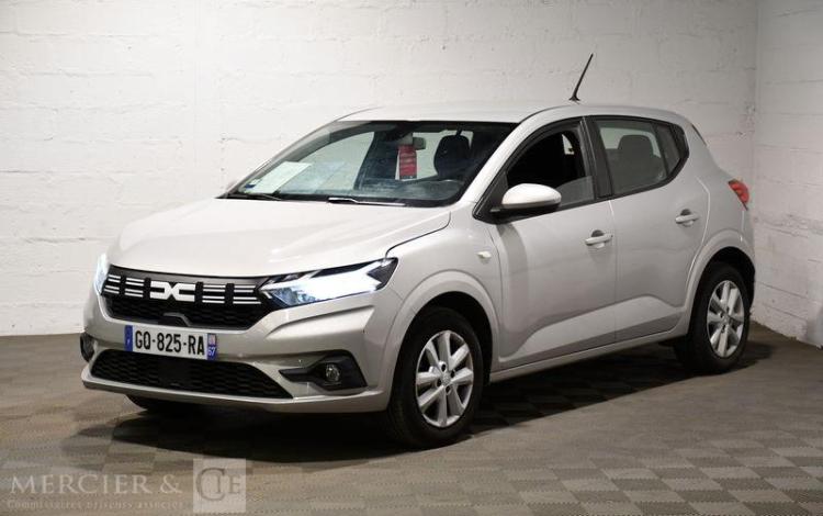 DACIA SANDERO EXPRESSION ECO-G 100  GQ-825-RA