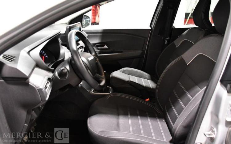 DACIA SANDERO EXPRESSION ECO-G 100  GQ-825-RA