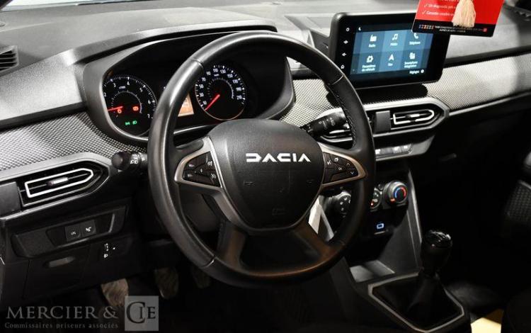 DACIA SANDERO EXPRESSION ECO-G 100  GQ-825-RA