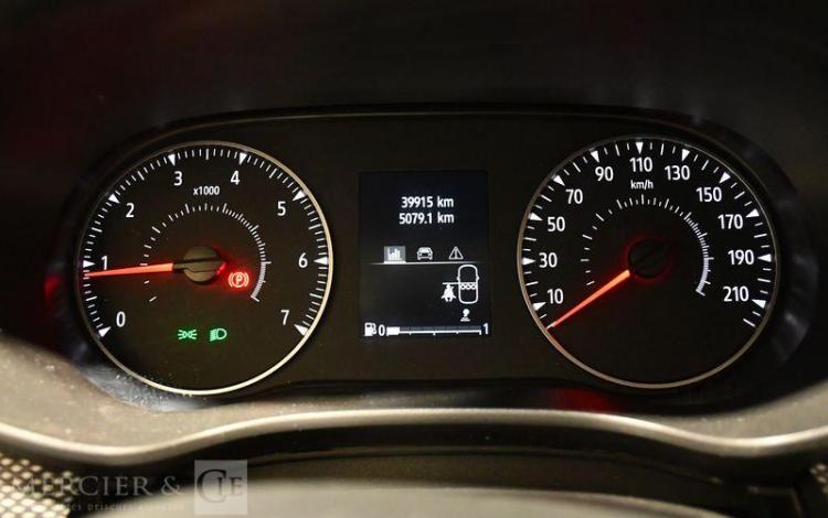 DACIA SANDERO EXPRESSION ECO-G 100  GQ-825-RA