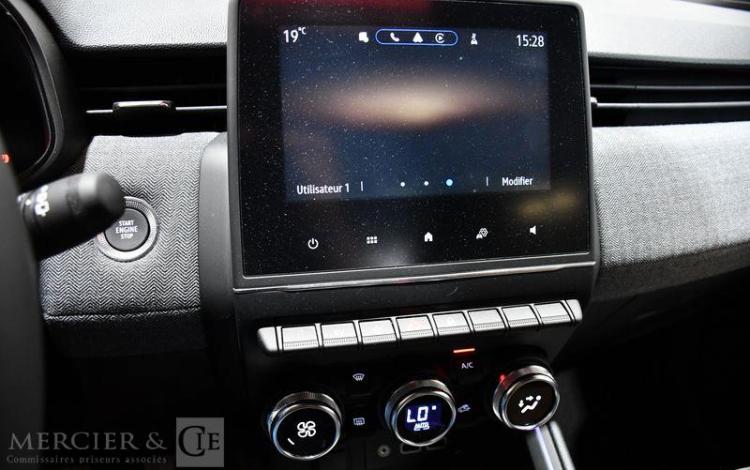 RENAULT CLIO TECHNO E-TECH FULL HYBRID 145 ORA GS-030-HZ