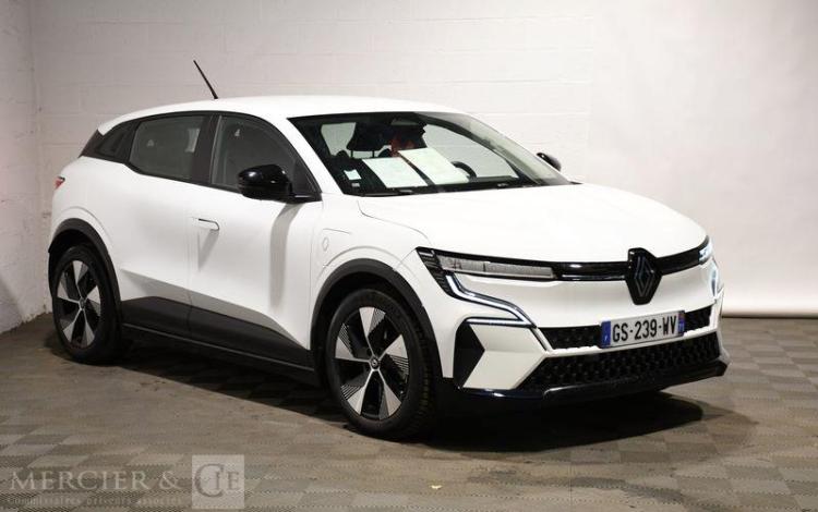 RENAULT MEGANE EV40 E-TECH 130ch 40kWh STANDARD-CHARGE EQUILIBRE BLANC GS-239-WV