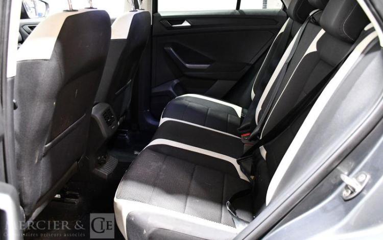 VOLKSWAGEN T ROC 2,0 TDI 150CH LOUNGE BUSINESS GRIS GS-807-CS