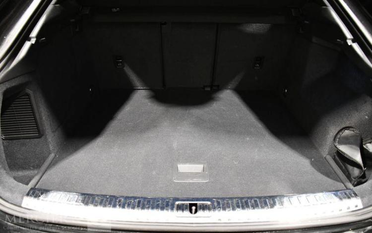 AUDI Q3 NOIR GS-866-PX
