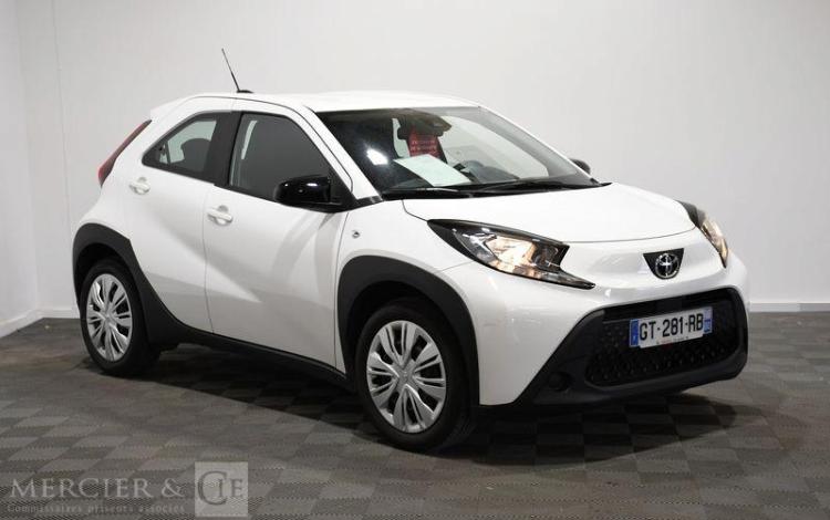 TOYOTA AYGO X 1.0 VVTI 70 DYNAMIC BLANC GT-281-RB