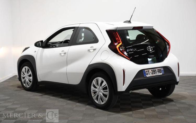 TOYOTA AYGO X 1.0 VVTI 70 DYNAMIC BLANC GT-281-RB
