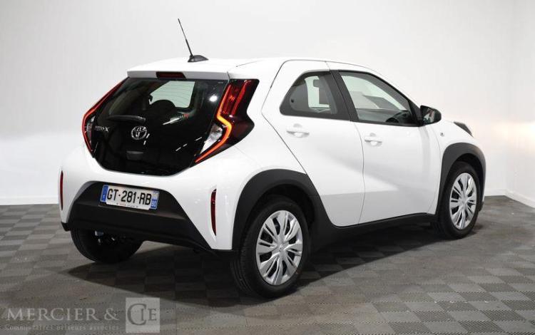 TOYOTA AYGO X 1.0 VVTI 70 DYNAMIC BLANC GT-281-RB
