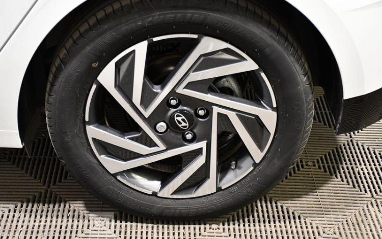 HYUNDAI I20 INTUITIVE BLANC GT-725-CD