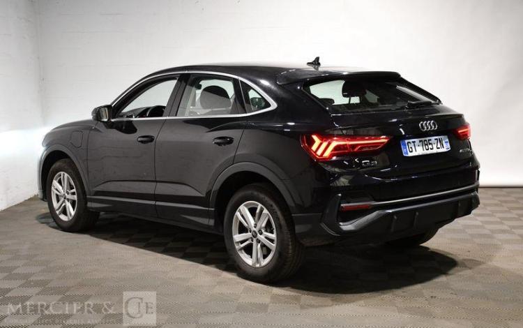 AUDI Q3 NOIR GT-785-ZN