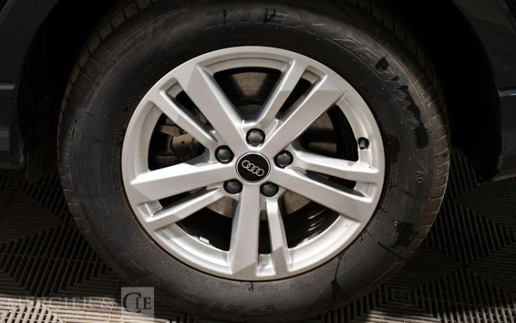 AUDI Q3 NOIR GT-785-ZN