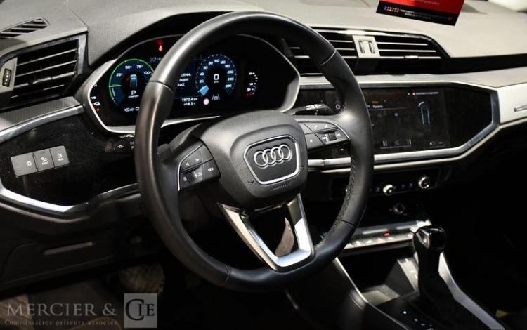 AUDI Q3 NOIR GT-785-ZN