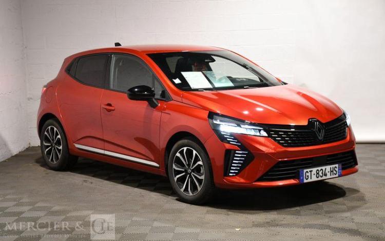 RENAULT CLIO TECHNO E-TECH FULL HYBRID 145 ROUGE GT-834-HS