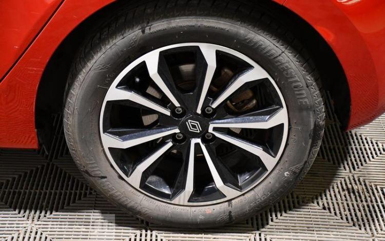 RENAULT CLIO TECHNO E-TECH FULL HYBRID 145 ROUGE GT-834-HS