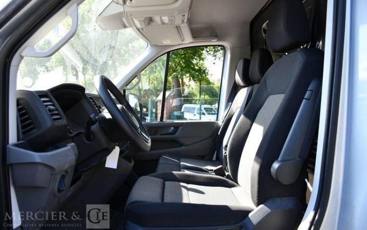 VOLKSWAGEN CRAFTER VAN 35 L3H3 11M3 TRAC 2,0 TDI GRIS GT-882-HT