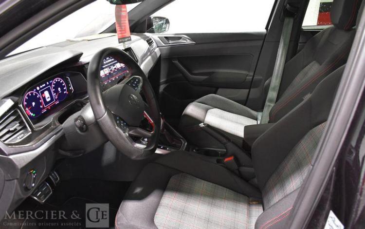 VOLKSWAGEN POLO NOIR GV-622-FG