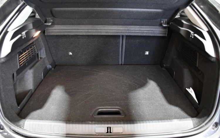 CITROEN C4 PURE TECH 130 S&S EAT8 C-SER GRIS GW-931-CC