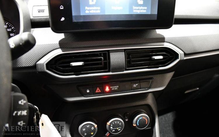 DACIA SANDERO 1.0 SCE 65 ESSENTIAL GRIS GX-137-TK