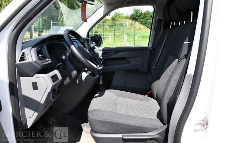 VOLKSWAGEN TRANSPORTER BLANC GX-464-PV