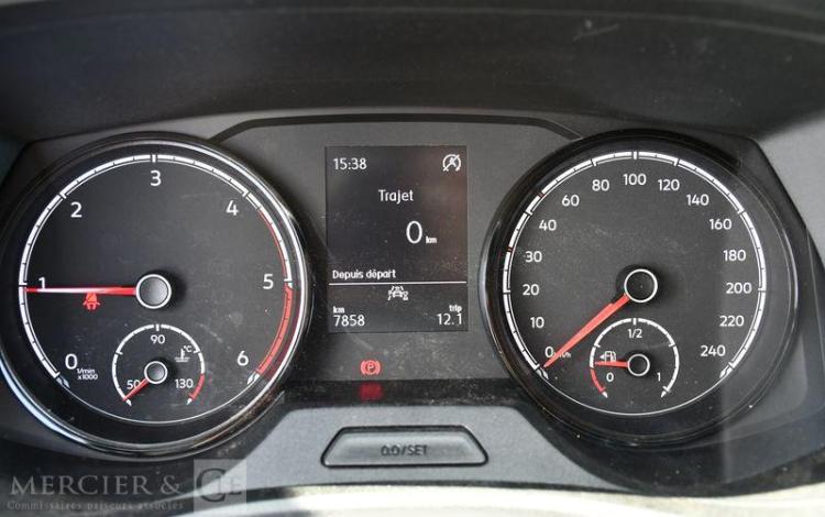 VOLKSWAGEN TRANSPORTER BLANC GX-464-PV