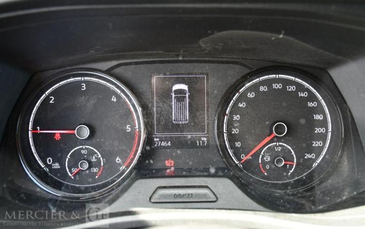 VOLKSWAGEN TRANSPORTER BLANC GX-665-RD