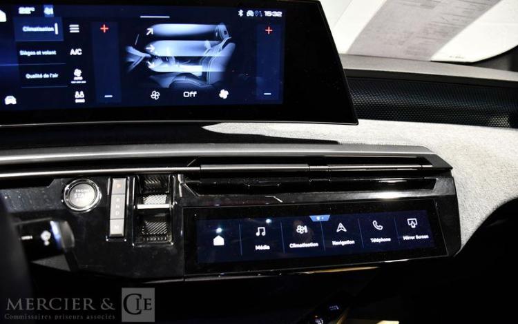 PEUGEOT 3008 GT HYBRID 136 e NOIR GY-042-LS