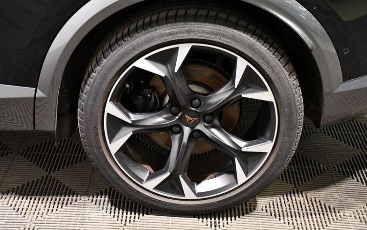 CUPRA FORMENTOR NOIR GY-140-ML