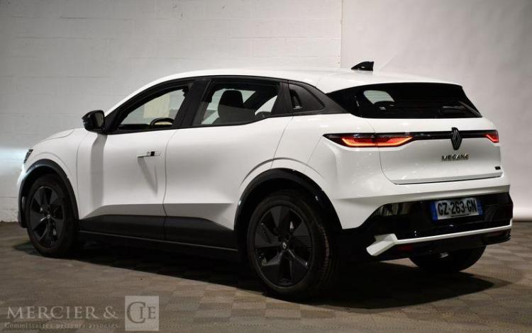 RENAULT MEGANE e-TECH EQUILIBRE 130CH BLANC GZ-263-GN
