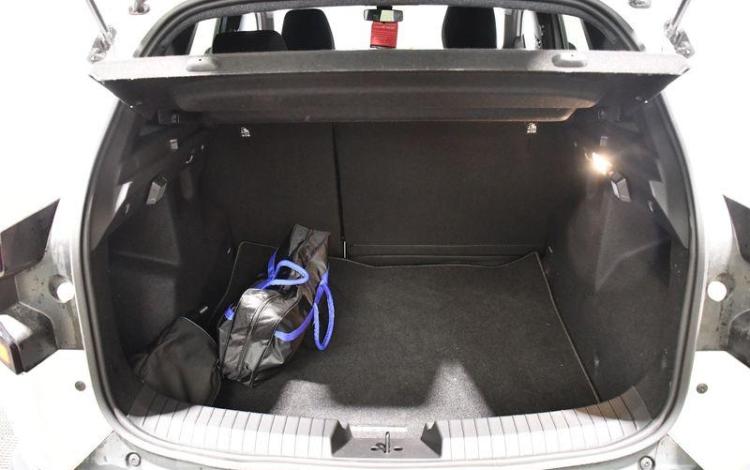 DACIA DUSTER EXTREME HYBRID 140 BLANC GZ-311-DS
