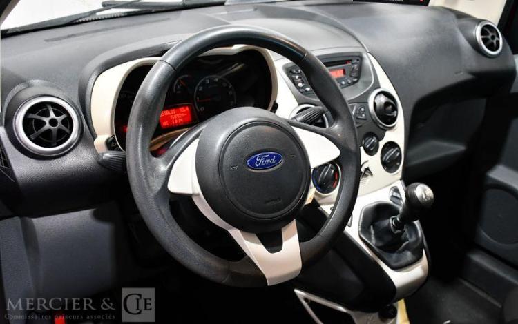 FORD KA 1.3 TDCI 75ch TITANIUM VIOLET GZ-320-DK