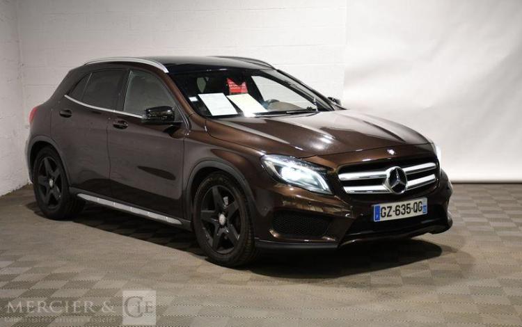 MERCEDES GLA 220 CDI 4 MATIC BVA AMG MARRON GZ-635-QG