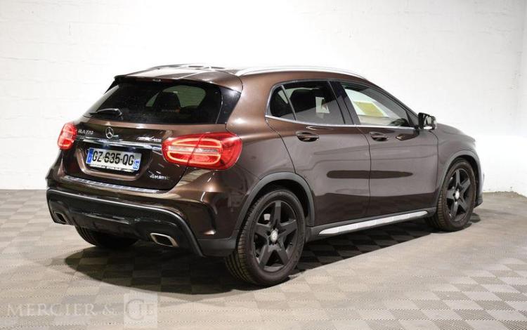 MERCEDES GLA 220 CDI 4 MATIC BVA AMG MARRON GZ-635-QG