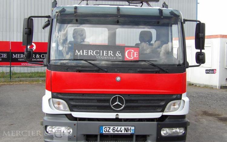 MERCEDES ATEGO PORTE VOITURE AVEC PANIER – DIESEL – PTAC : 12,34 TONNES – 380087 KMS BLANC GZ-644-NH