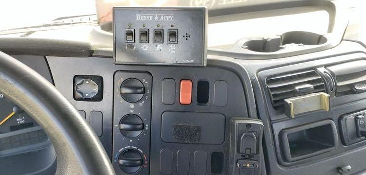MERCEDES ATEGO PORTE VOITURE AVEC PANIER – DIESEL – PTAC : 12,34 TONNES – 380087 KMS BLANC GZ-644-NH
