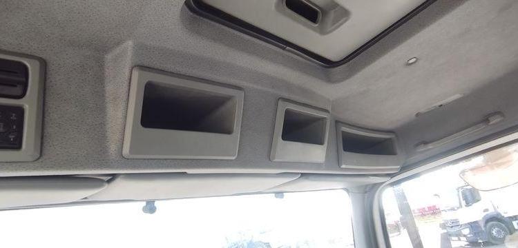 MERCEDES ATEGO PORTE VOITURE AVEC PANIER – DIESEL – PTAC : 12,34 TONNES – 380087 KMS BLANC GZ-644-NH