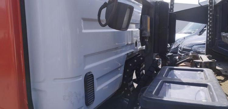 MERCEDES ATEGO PORTE VOITURE AVEC PANIER – DIESEL – PTAC : 12,34 TONNES – 380087 KMS BLANC GZ-644-NH