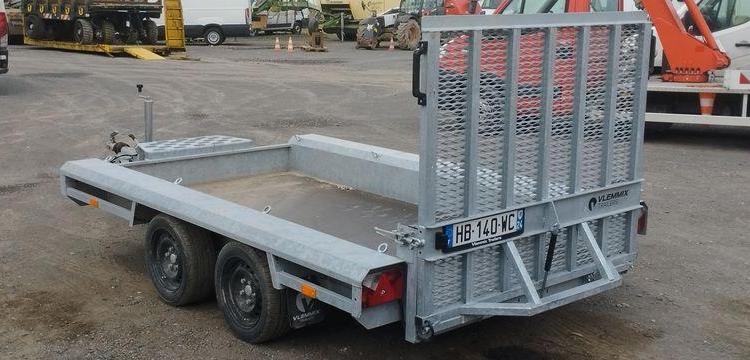 VLEMMIX REMORQUE PORTE ENGIN 2 ESSIEUX – PTAC 2,7 TONNES – ANNEE 2025  HB-140-WC