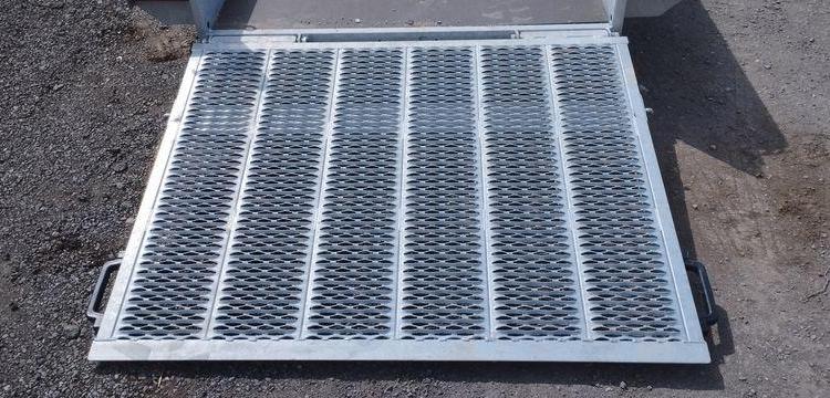 VLEMMIX REMORQUE PORTE ENGIN 2 ESSIEUX – PTAC 2,7 TONNES – ANNEE 2025  HB-140-WC
