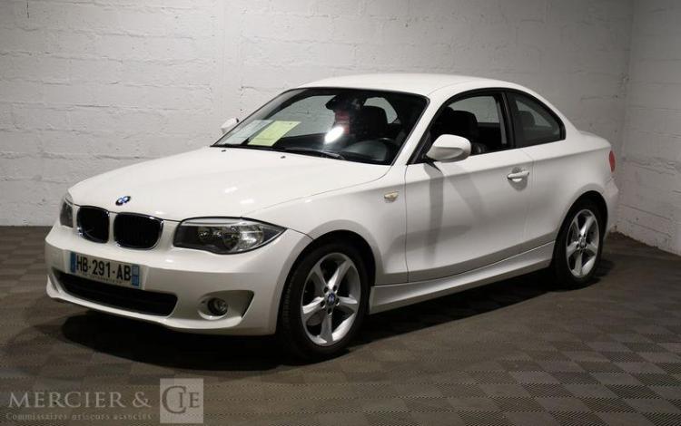 BMW SERIE 1 120 I COUPE LUXE BLANC HB-291-AB