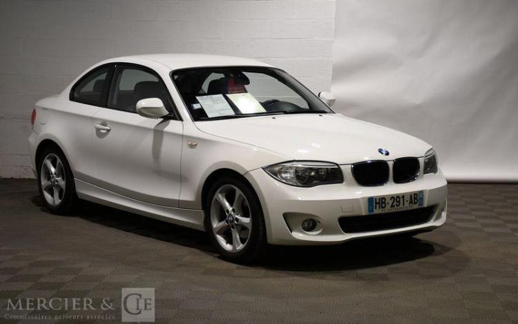 BMW SERIE 1 120 I COUPE LUXE BLANC HB-291-AB
