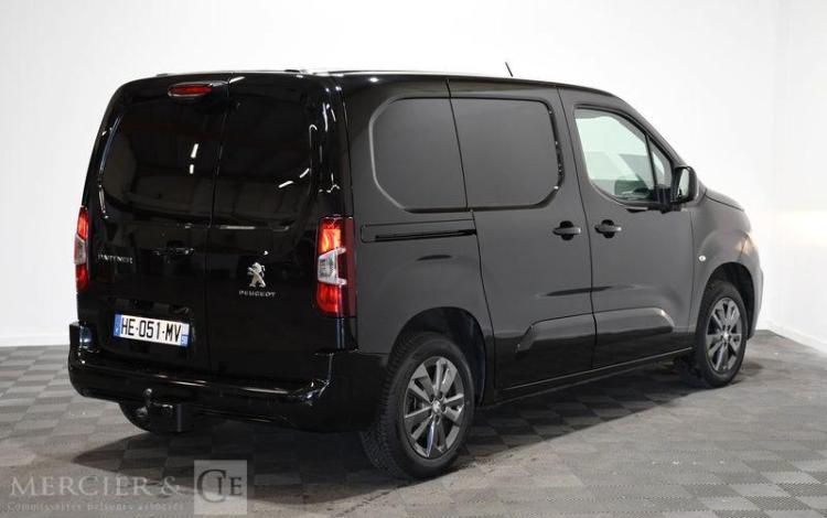 PEUGEOT PARTNER HDI 130CH EAT8 NOIR HE-051-MV