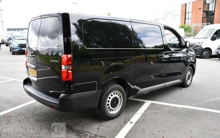 CITROEN JUMPY XL 2,0 BLUEHDI180 EAT8 NOIR ME5251