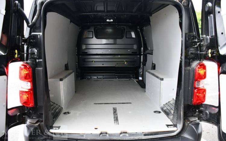 CITROEN JUMPY XL 2,0 BLUEHDI180 EAT8 NOIR ME5251