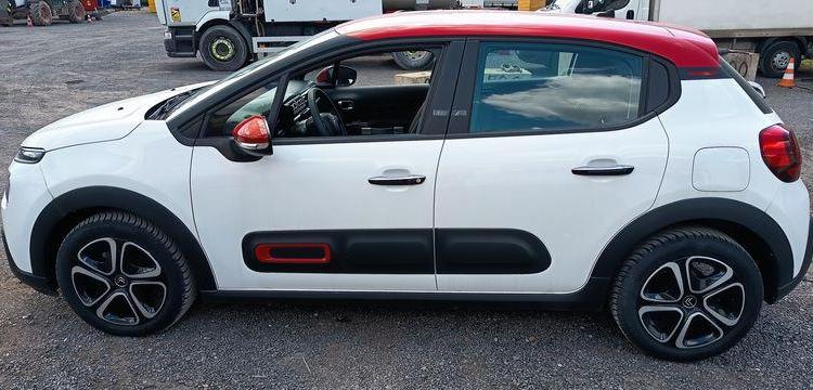 CITROEN C3 1.2 PURETECH 110 SHINE EAT – ESSENCE – 7537 KMS – ANNEE 2022 BLANC PZ2M217