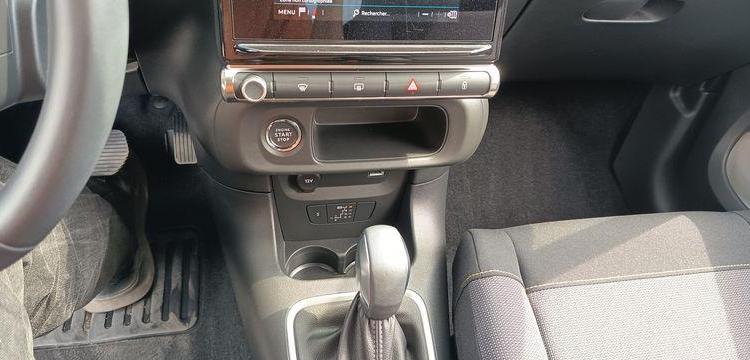 CITROEN C3 1.2 PURETECH 110 SHINE EAT – ESSENCE – 7537 KMS – ANNEE 2022 BLANC PZ2M217