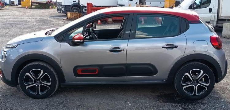 CITROEN C3 1.2 PURETECH 110 SHINE EAT – ESSENCE – 8542 KMS – ANNEE 2022 GRIS PZ2M357