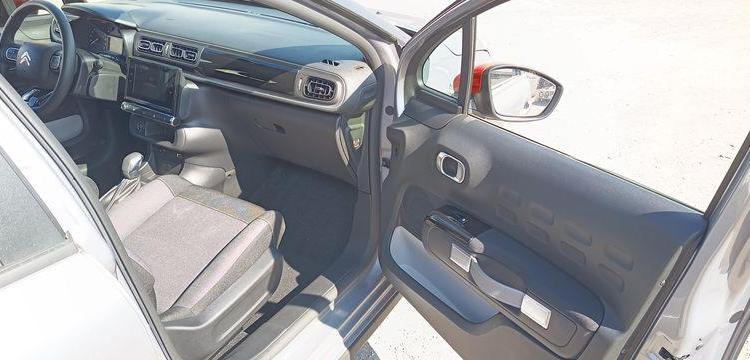 CITROEN C3 1.2 PURETECH 110 SHINE EAT – ESSENCE – 8542 KMS – ANNEE 2022 GRIS PZ2M357