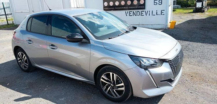 PEUGEOT 208 1.2 PURETECH 100 ALLURE – ESSENCE – 17452 KMS – ANNEE 2022 GRIS PZ2M529