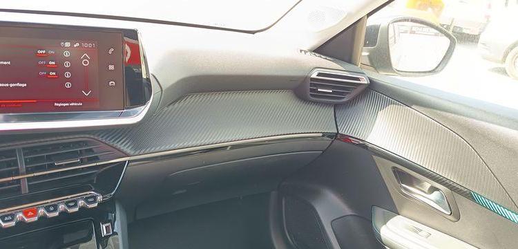 PEUGEOT 208 1.2 PURETECH 100 ALLURE – ESSENCE – 17452 KMS – ANNEE 2022 GRIS PZ2M529